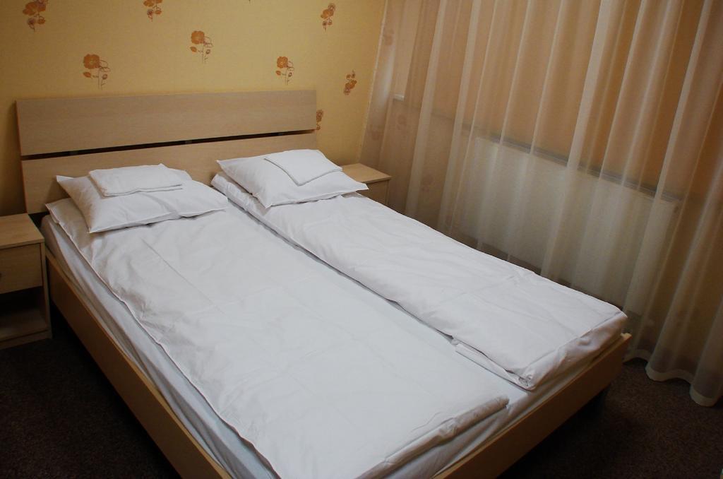 Eurohotel Maardu Zimmer foto