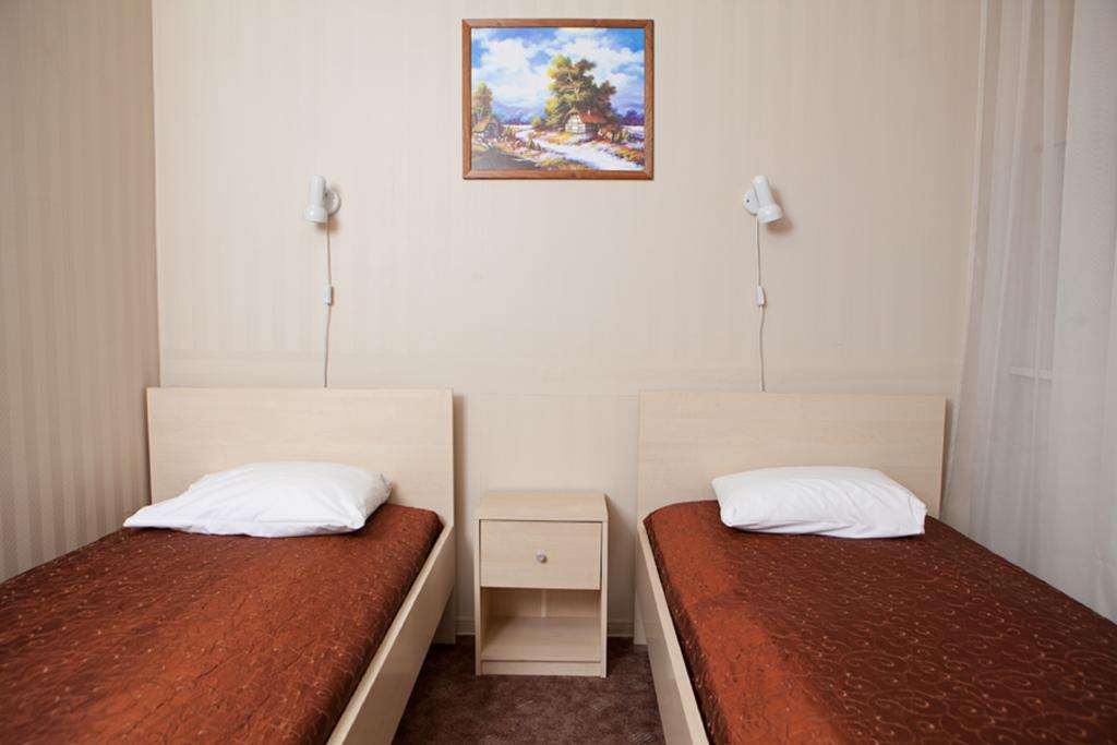 Eurohotel Maardu Zimmer foto